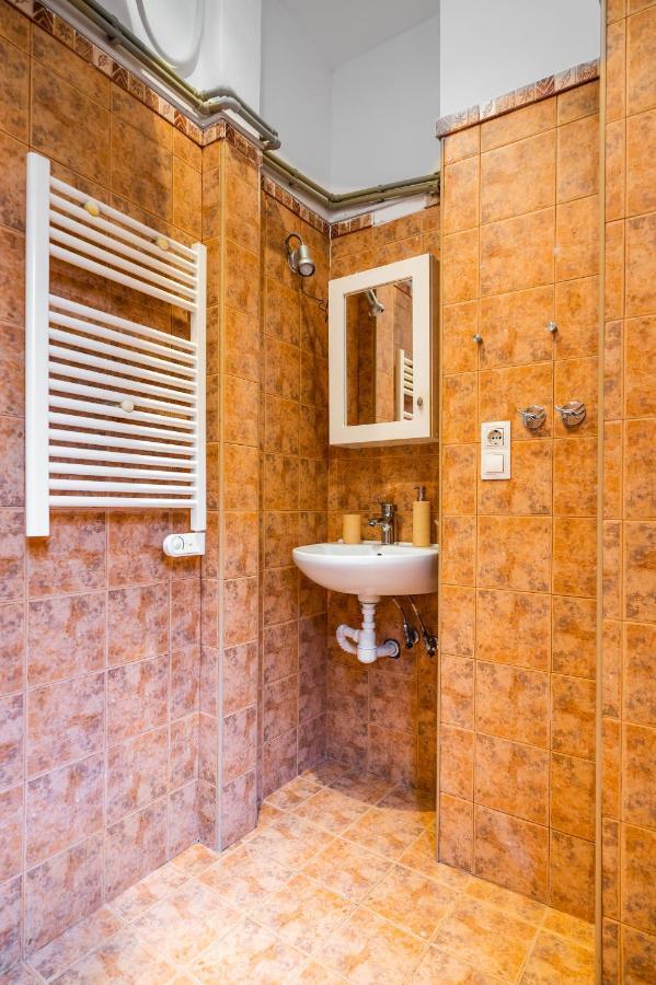 Апартаменты Sofia'S Vintage Gem: Spacious 2Bd Flat On Solunska Экстерьер фото